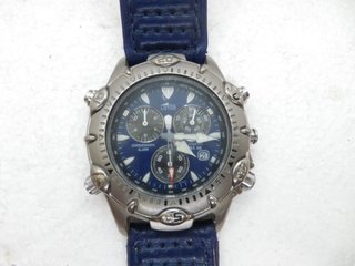 Orologio Lotus in Titanio da Uomo con Allarme e Cronografo