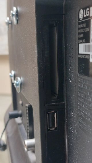 Televisión LG 23" Negra