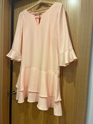Vestido ceremonia rosa volantes