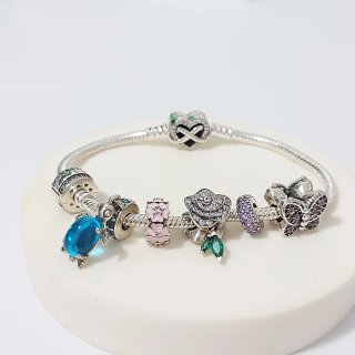 Pulsera Pandora Talla 19 con Charms