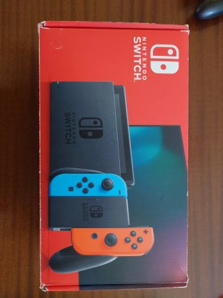 Nintendo Switch Azul y Rojo