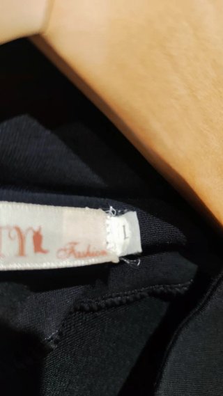 Chaqueta estilo militar botones plateados