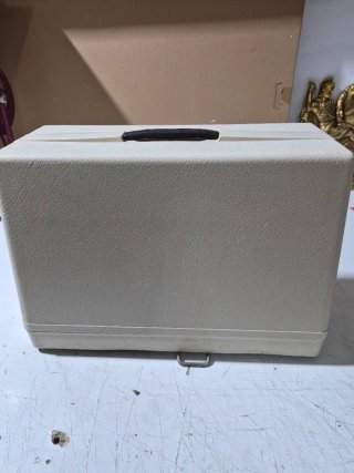Máquina de coser Singer portátil