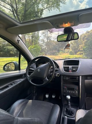 Peugeot 207 GT 1.6 HDi 110 — 3 puertas | Negro | 2