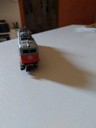 Locomotora IberTren ASTHON 3N
