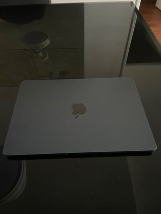MacBook Air M2 2022 - Excelente