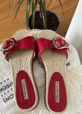 Sandalias Zara Piel Hebilla Dorada Talla 40