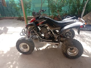 Yamaha Quad Negro/Rojo