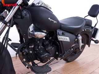 KEEWAY SUPERLIGHT 125
