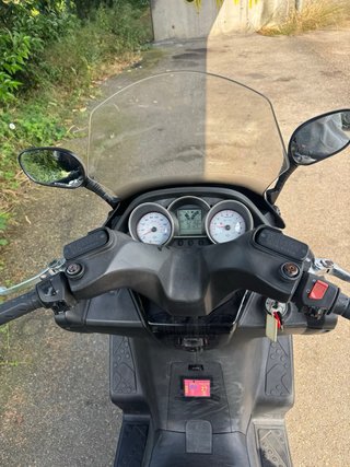 Kymco Superdink 300i Maxi Scooter