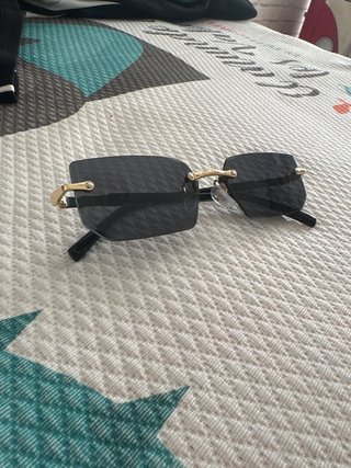 Gafas de sol rectangulares sin montura