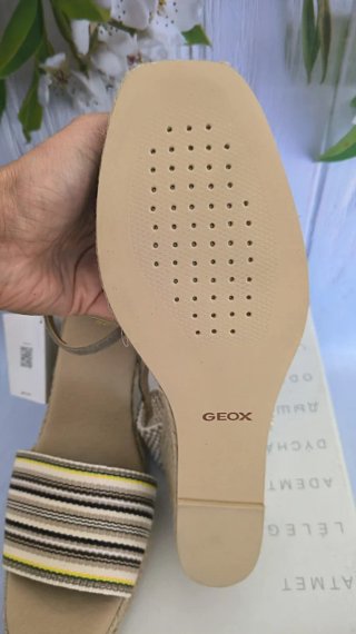 Sandalias Geox Cuña Talla 41 Beige Multicolor