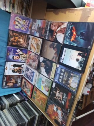 LIQUIDACIÓN DE PELÍCULAS A 1 € SIN USAR