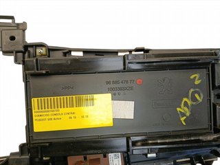 GUANECIDO CONSOLA CENTRAL PEUGEOT 508 BH01 968854