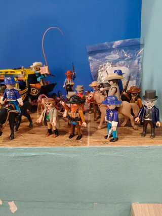 Set Playmobil West con Figure e Cavalli