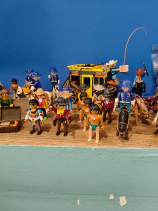 Set Playmobil West con Figure e Cavalli