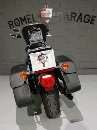 Harley-Davidson 1200T Negra