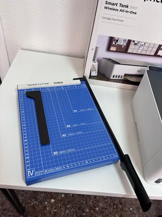 Impresora HP Smart Tank 5107 y guillotina
