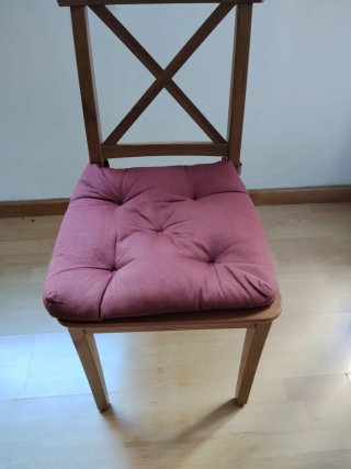 4 Sillas Ikea Madera Marrón y almohada incluida