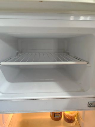 Nevera Indesit blanca