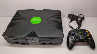 Xbox Clásica 2001 + Regalo Incluido (LEED)