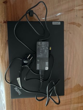 Portátil Lenovo T14s Gen 4