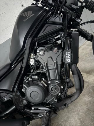 Honda Rebel 500 2023 Negra