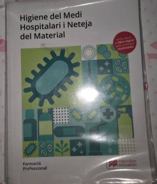 Pack libros TCAE en catalán. Buen estado