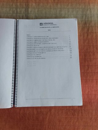 Libro grado superior de diseño de fabricación mecá