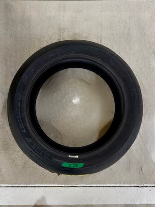Neumático Pirelli Diablo Supercorsa V3 SC2 - Nuevo