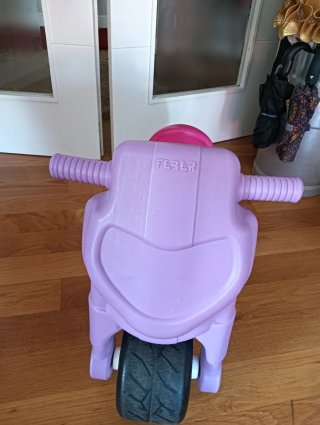 Moto correpasillos Feber Moto Rosa y Morado