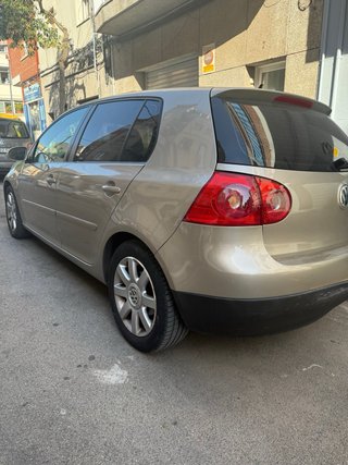 Volkswagen Golf 2005