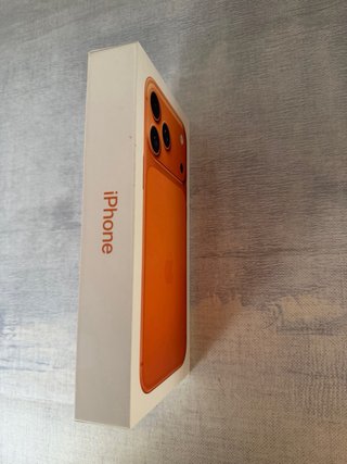 iPhone 17 Pro Max Naranja