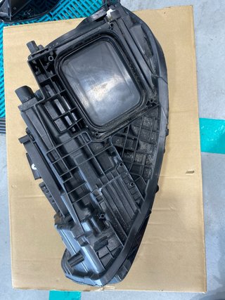 Farol Mercedes W177