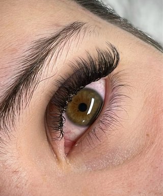 Extensiones de pestañas