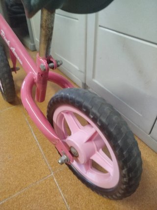 Bici Chicco sin pedales rosa