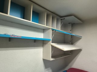 Estantería modular dormitorio