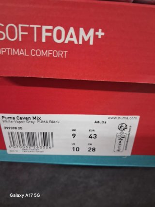 Zapatillas Puma Negras y Blancas