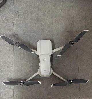 Dron DJI Mavic Air 2 Gris