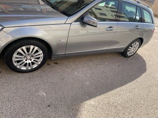 Mercedes-Benz C200 2011