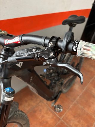 Frenos SRAM Code RSC