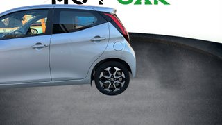 Toyota Aygo 1.0 70 x-cite 53 kW (72 CV)