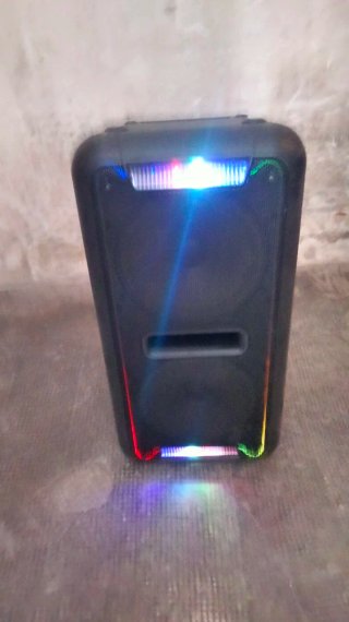 Altavoz negro