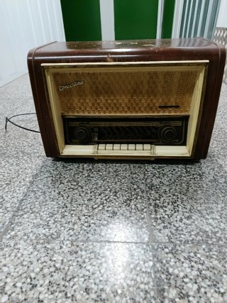 Radio antigua KB  Inglesa + Radio  CONCERTINA