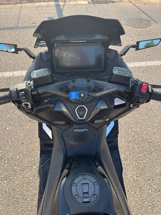 Yamaha Tmax 560 Maxi Scooter