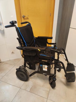 Silla de ruedas eléctrica im itrion con 2 baterias