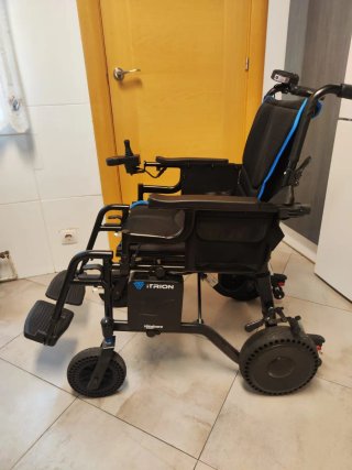 Silla de ruedas eléctrica im itrion con 2 baterias