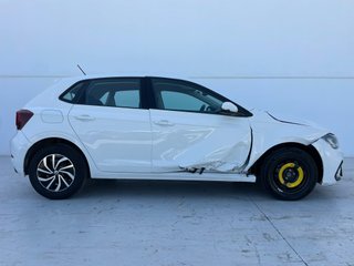 Volkswagen Polo 1.0 TSI 95 cv. -Accidentado- 8500€