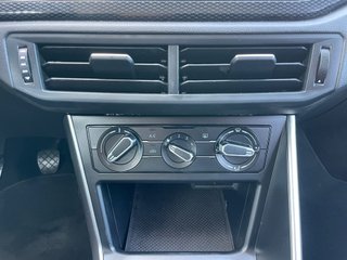 Volkswagen Polo 1.0 TSI 95 cv. -Accidentado- 8500€