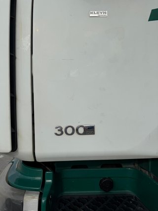 Camión rígido Renault Midlum 300 Dxi 2013